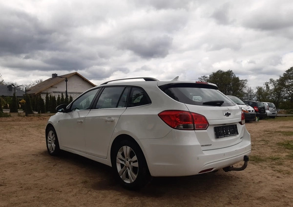 Chevrolet Cruze cena 13500 przebieg: 180000, rok produkcji 2012 z Trzemeszno małe 137